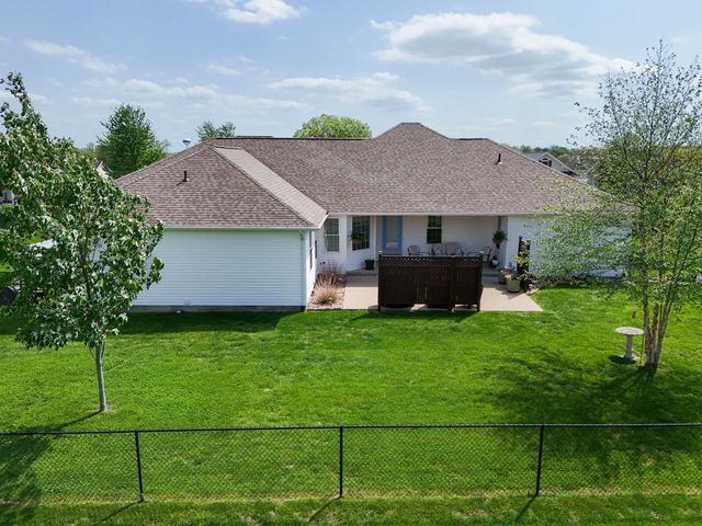 1106 Daybreak Drive, Marion, IL 62959