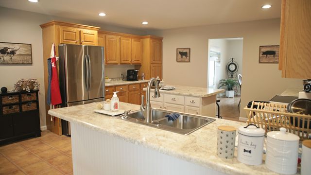 1106 Daybreak Drive, Marion, IL 62959