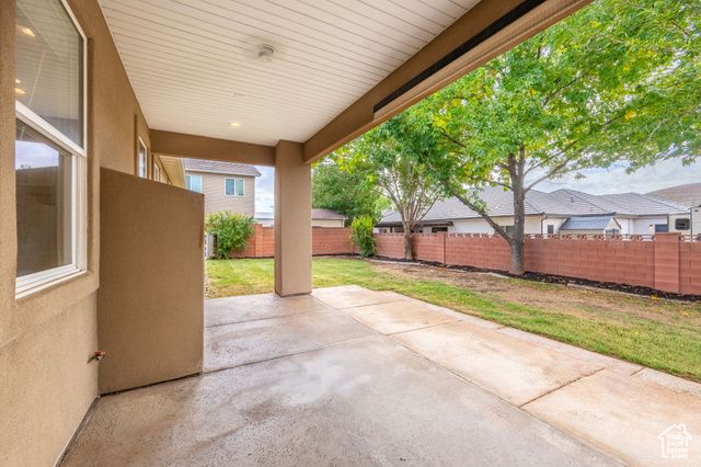 1091 N 100 W, Hurricane, UT 84737