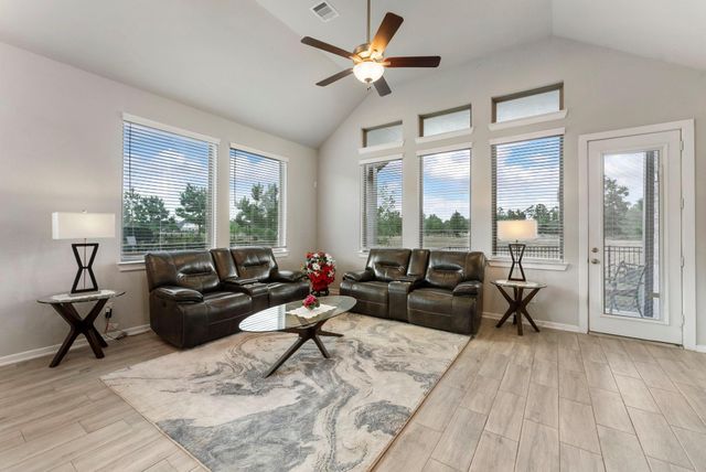 10473 Eastern Bluestar Drive, Conroe, TX 77385