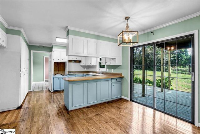 105 Middle Brook Road, Greer, SC 29650