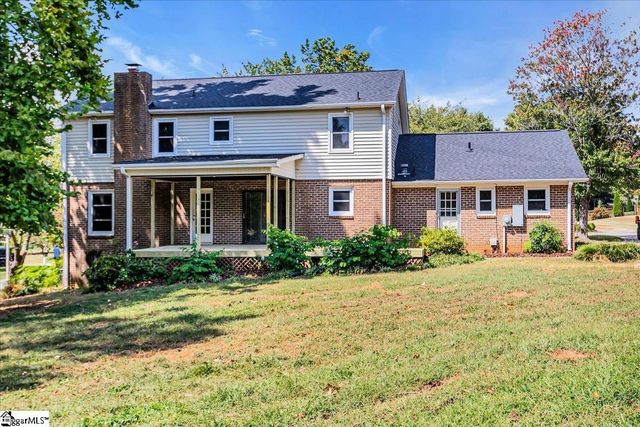 105 Middle Brook Road, Greer, SC 29650