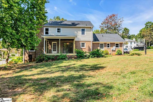 105 Middle Brook Road, Greer, SC 29650