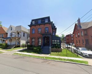 61 Russ Street, Hartford, CT 06106