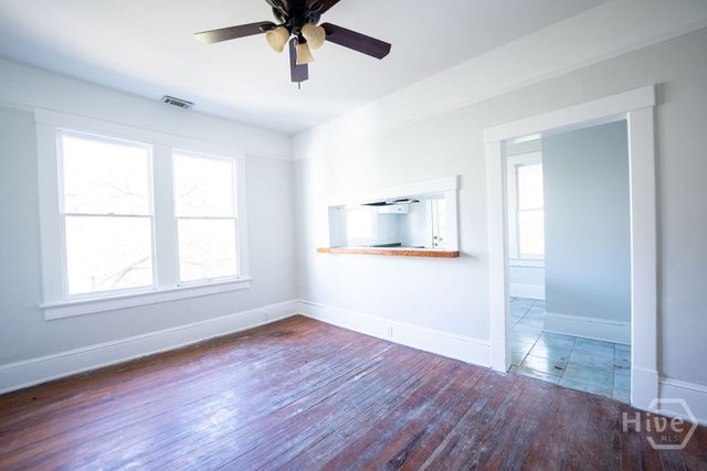 210 W W 41st Street, Savannah, GA 31401