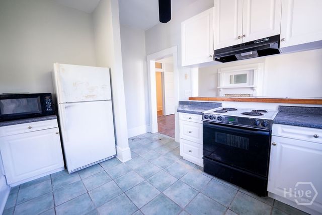 210 W W 41st Street, Savannah, GA 31401