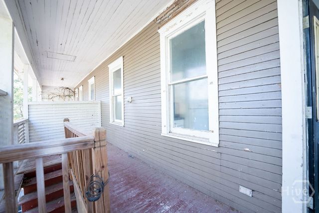 210 W W 41st Street, Savannah, GA 31401