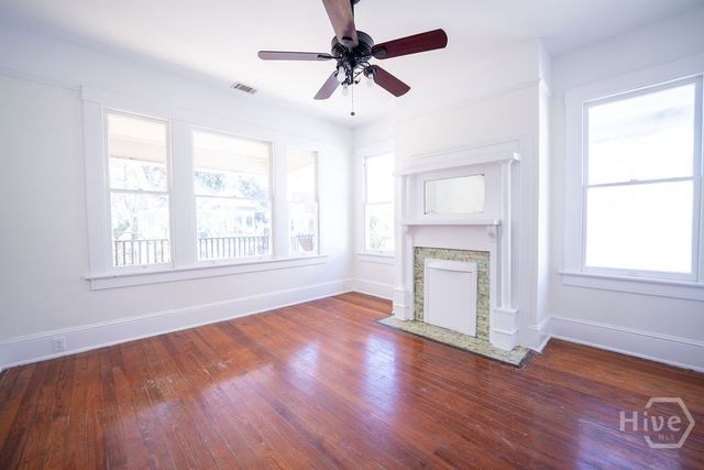 210 W W 41st Street, Savannah, GA 31401