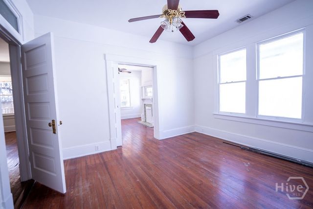 210 W W 41st Street, Savannah, GA 31401