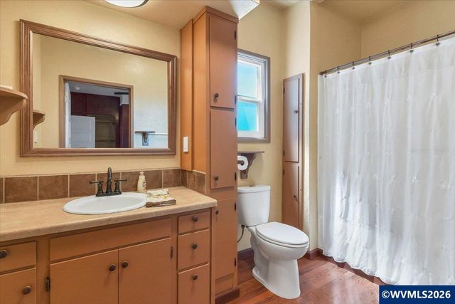 305 Mill St, Silverton, OR 97381