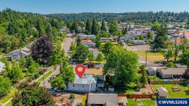 305 Mill St, Silverton, OR 97381