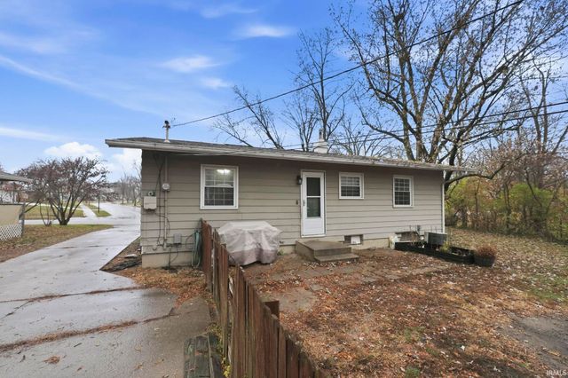 1406 Bethany Lane, Fort Wayne, IN 46825