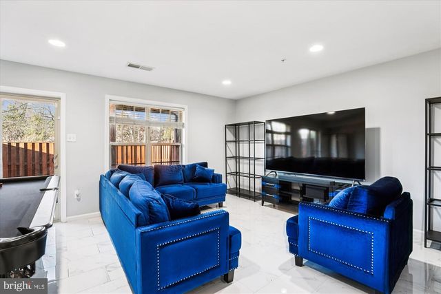 1110 CARINOSO CIR, Severn, MD 21144