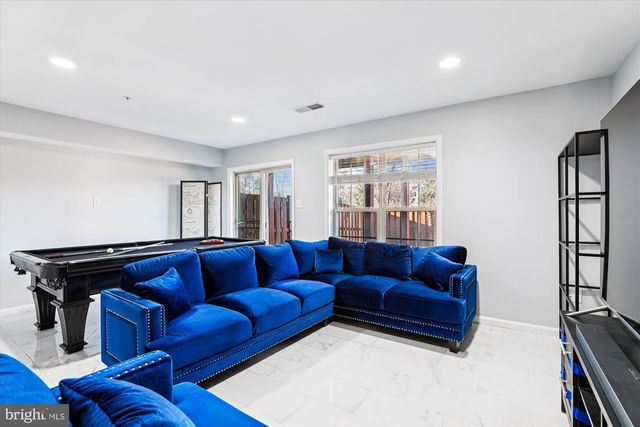 1110 CARINOSO CIR, Severn, MD 21144