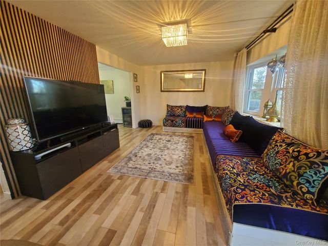 117 N Coleman Road, Centereach, NY 11720