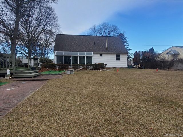 117 N Coleman Road, Centereach, NY 11720