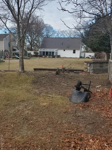 117 N Coleman Road, Centereach, NY 11720