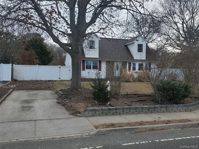 117 N Coleman Road, Centereach, NY 11720