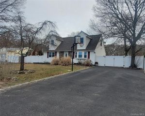 117 N Coleman Road, Centereach, NY 11720