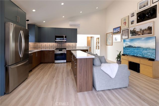 1651 Park B, Long Beach, CA 90815