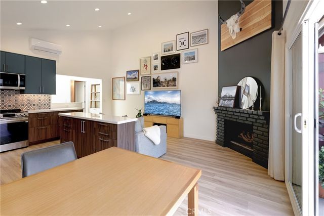 1651 Park B, Long Beach, CA 90815