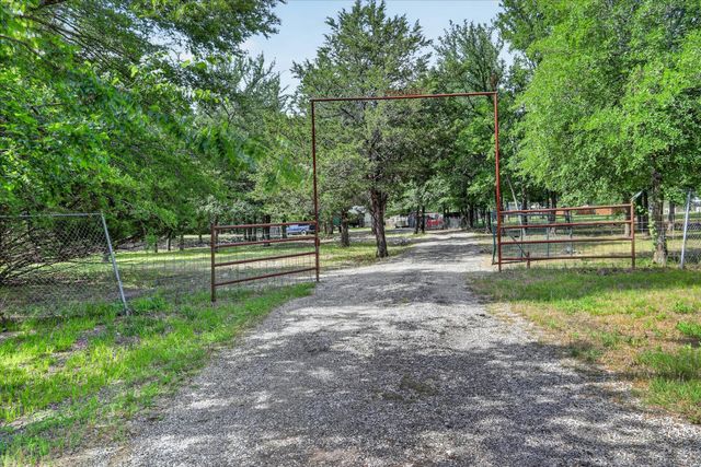 2625 County Road 2510, Quinlan, TX 75474