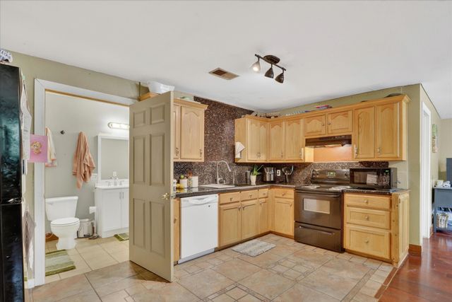 2625 County Road 2510, Quinlan, TX 75474