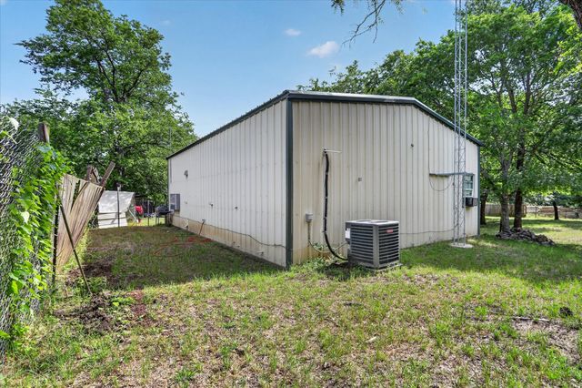 2625 County Road 2510, Quinlan, TX 75474