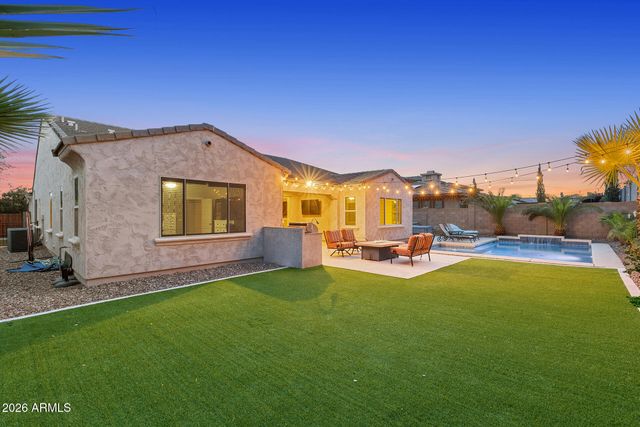 13392 W CREOSOTE Drive, Peoria, AZ 85383