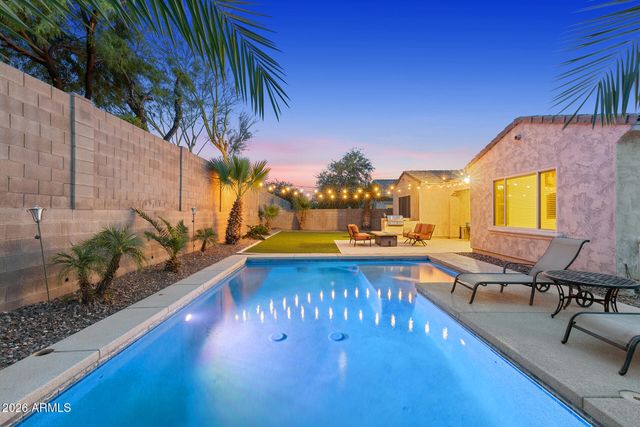 13392 W CREOSOTE Drive, Peoria, AZ 85383