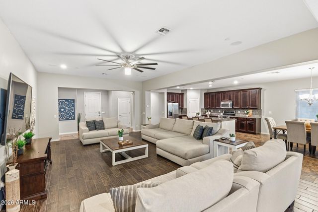 13392 W CREOSOTE Drive, Peoria, AZ 85383