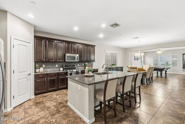 13392 W CREOSOTE Drive, Peoria, AZ 85383