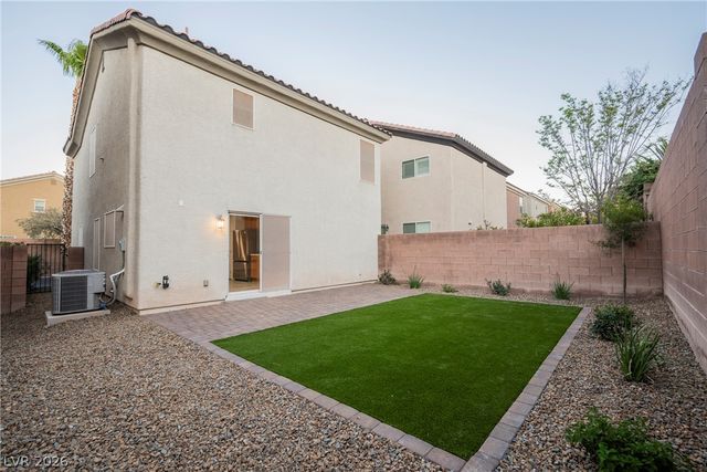 445 Royal Bridge Drive, Las Vegas, NV 89178