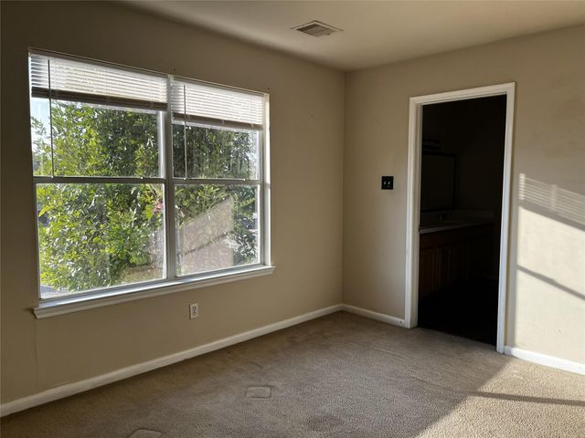 11807 Chetman Drive B, Houston, TX 77065