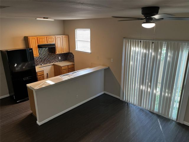 11807 Chetman Drive B, Houston, TX 77065