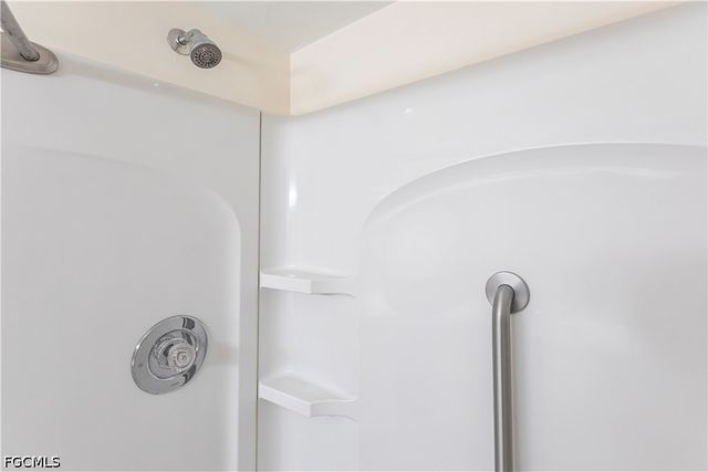 6775 Lake McGregor CIR, Fort Myers, FL 33919