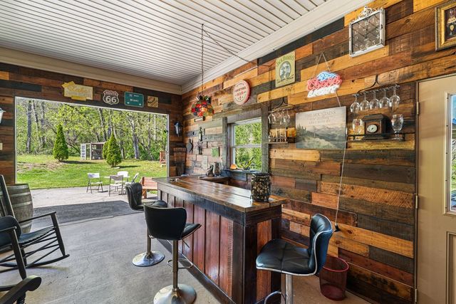 496 Jackie Cove Road, Hayesville, NC 28904
