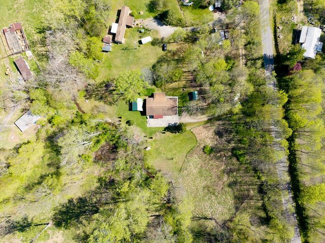 496 Jackie Cove Road, Hayesville, NC 28904