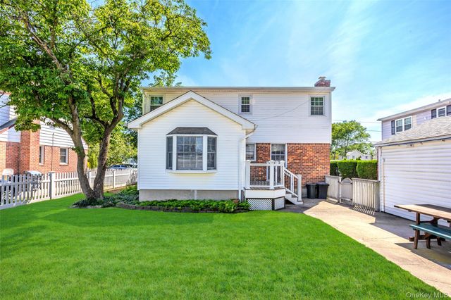2453 Aberdeen Street, East Meadow, NY 11554