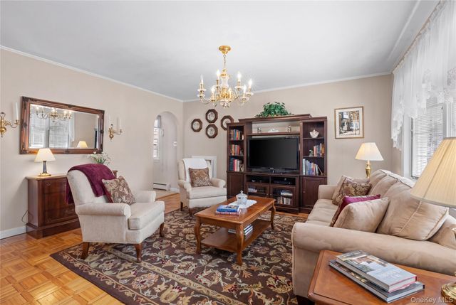 2453 Aberdeen Street, East Meadow, NY 11554