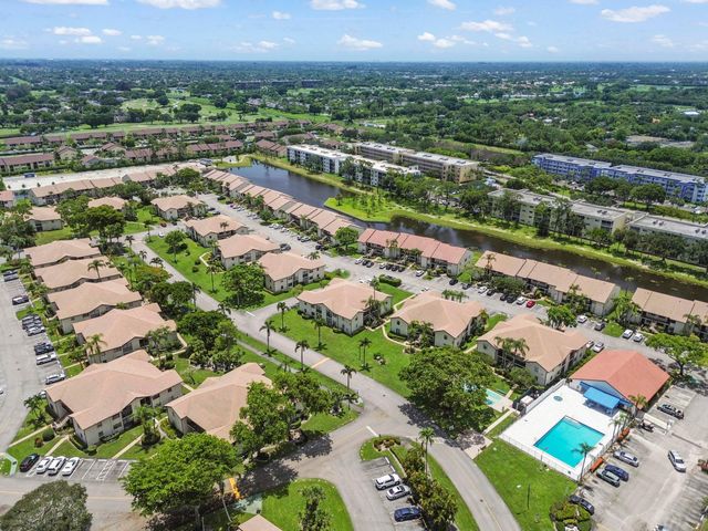 7618 Tahiti Lane 106, Lake Worth, FL 33467
