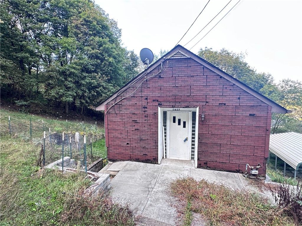 1427 Maratta Rd, Hopewell Twp, PA 15001