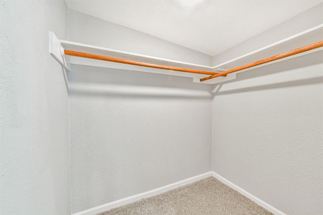 821 Robertson Street, Clute, TX 77531