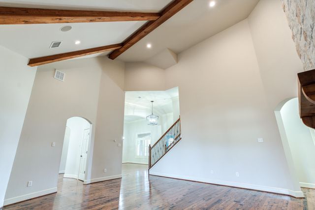 1102 N 14th Street, Wolfforth, TX 79382