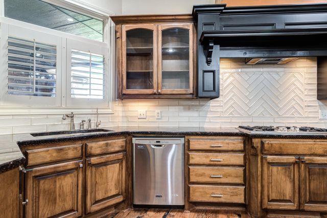 1102 N 14th Street, Wolfforth, TX 79382