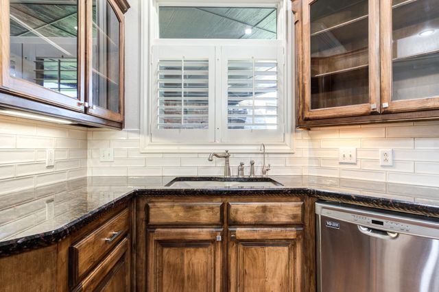 1102 N 14th Street, Wolfforth, TX 79382