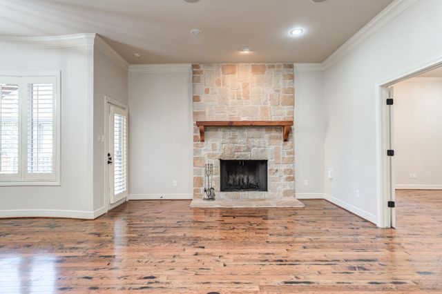 1102 N 14th Street, Wolfforth, TX 79382