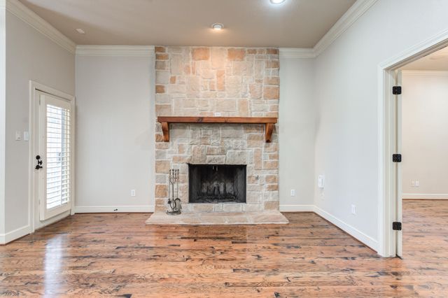 1102 N 14th Street, Wolfforth, TX 79382