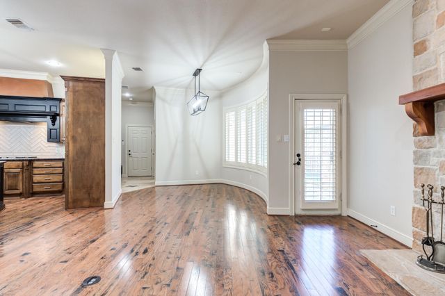 1102 N 14th Street, Wolfforth, TX 79382