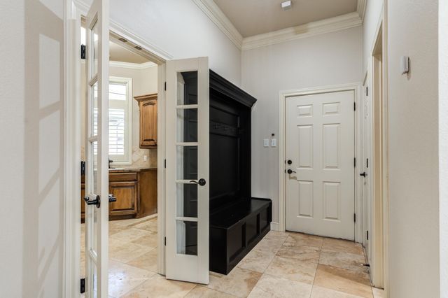 1102 N 14th Street, Wolfforth, TX 79382